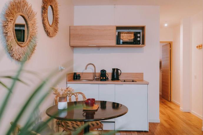 Imagen de la habitación del Hotel Apparts' Rennes BnB Solferino. Foto 4