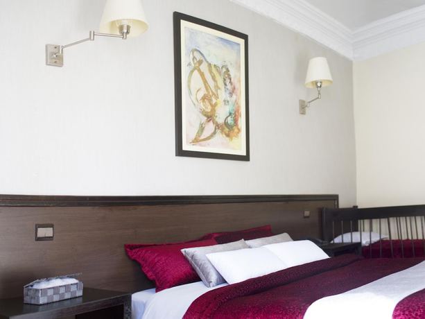 Imagen de la habitación del Hotel Apparts-H&ocirc;tel ISNI. Foto 17