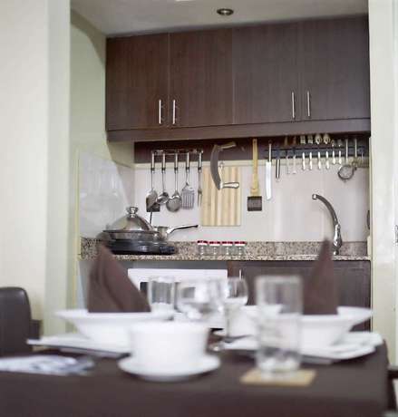 Imagen de la habitación del Hotel Apparts-H&ocirc;tel ISNI. Foto 19