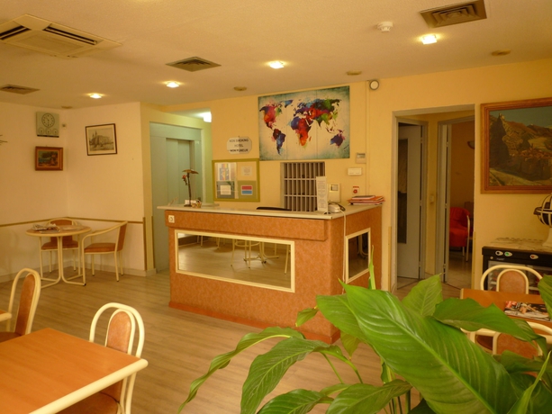 Imagen de los interiores del Hotel Appia. Foto 16