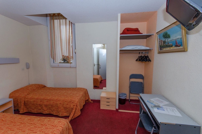 Imagen de los exteriores del Hotel Appia. Foto 13
