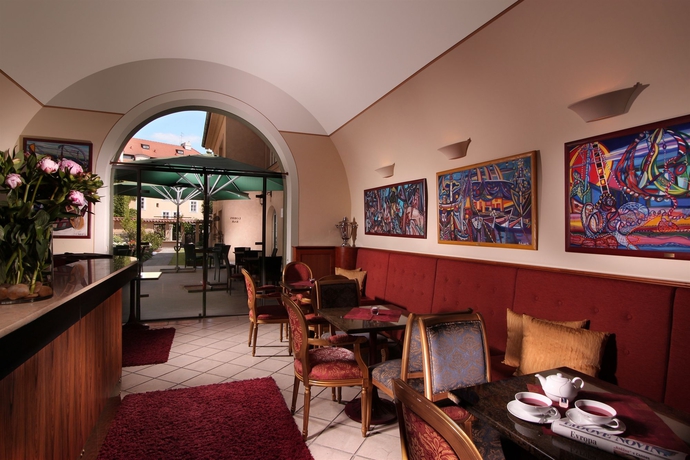 Imagen del bar/restaurante del Hotel Appia Residences. Foto 4