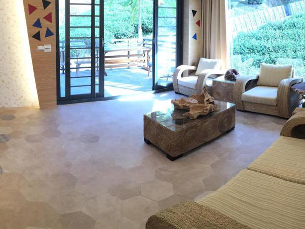 Imagen de los interiores del Hotel Applause In The Mountain. Foto 6