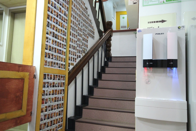 Imagen de los interiores del Hotel Apple Backpackers. Foto 14