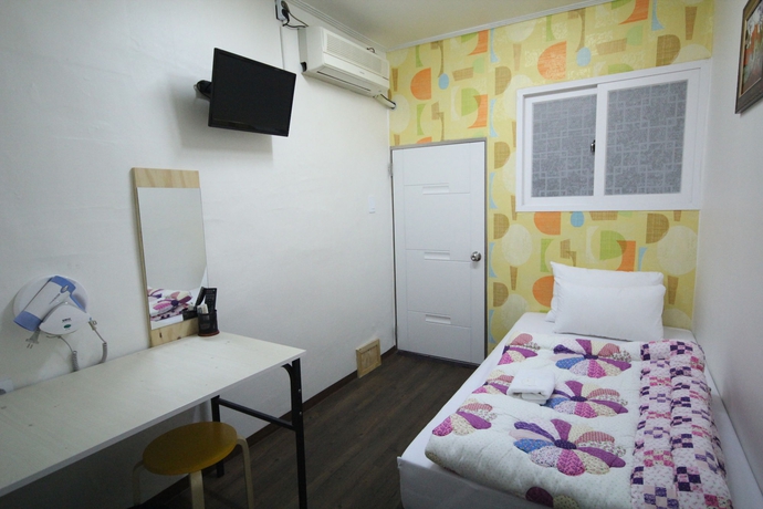 Imagen de la habitación del Hotel Apple Backpackers. Foto 8