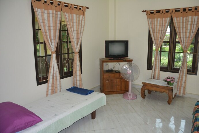 Imagen de la habitación del Hotel Apple Bungalows. Foto 12