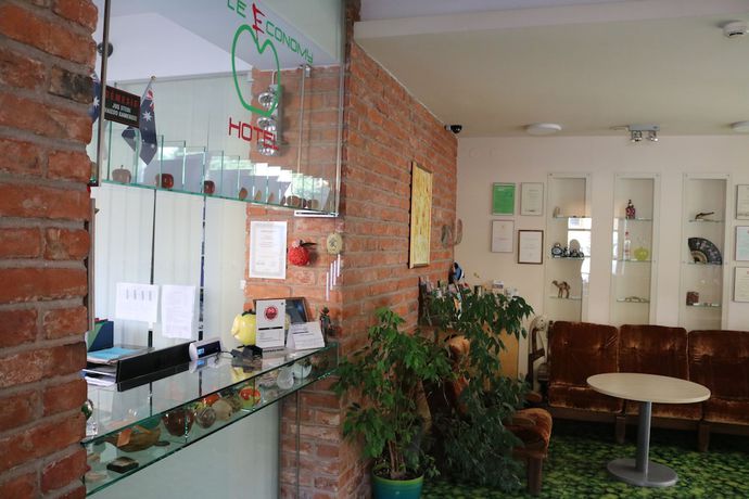 Imagen de los interiores del Hotel Apple Economy. Foto 20