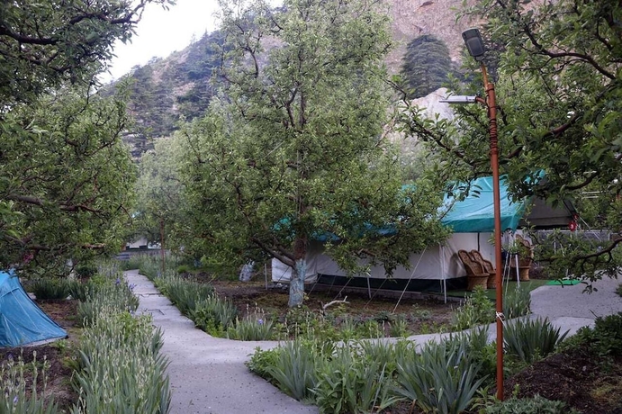 Imagen general del Hotel Apple Orchard Farm and Camping. Foto 1