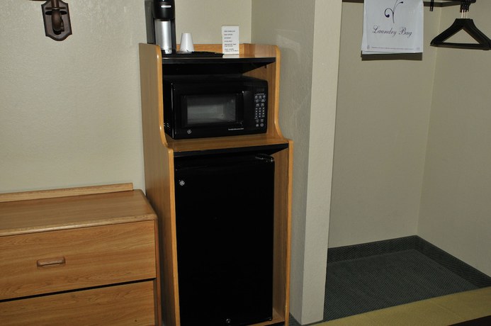 Imagen de la habitación del Hotel Apple Tree Inn And Suites. Foto 14