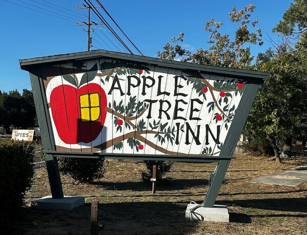 Imagen general del Hotel Apple Tree Inn, Julian. Foto 7