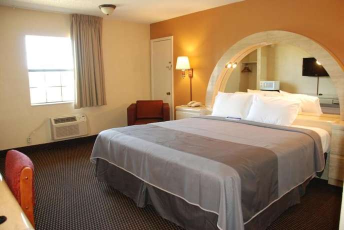 Imagen de la habitación del Hotel Apple Tree Inn Tyler Lindale. Foto 12