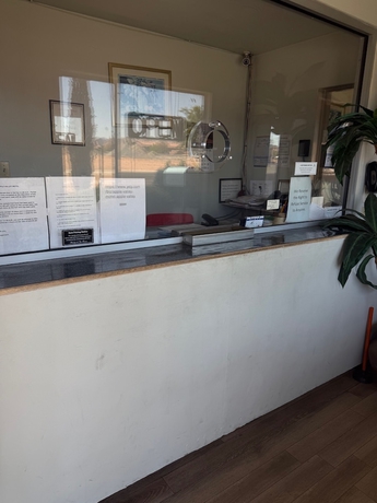 Imagen de los interiores del Hotel Apple Valley Motel. Foto 16