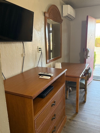 Imagen de la habitación del Hotel Apple Valley Motel. Foto 12