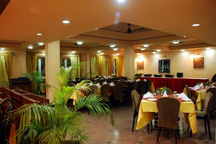 Imagen del bar/restaurante del Hotel Apple Valley Resort. Foto 5