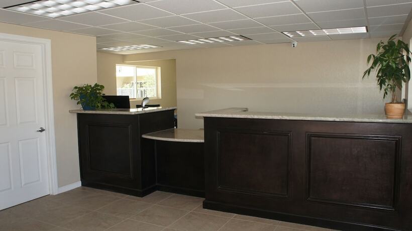 Imagen general del Hotel Apple Valley and Lodge. Foto 2