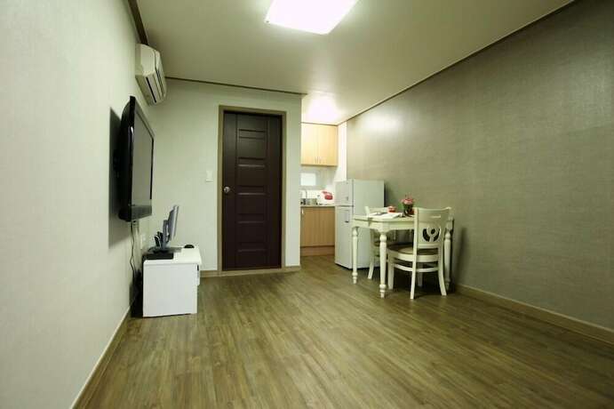 Imagen de la habitación del Hotel Apple farm stay. Foto 15