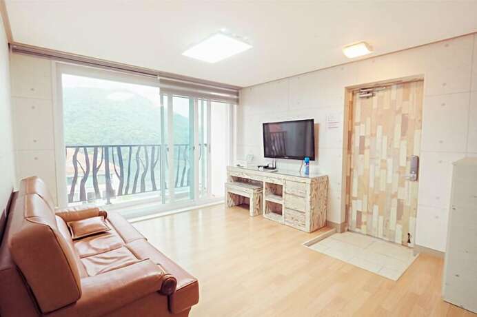 Imagen de la habitación del Hotel Applelodge. Foto 14