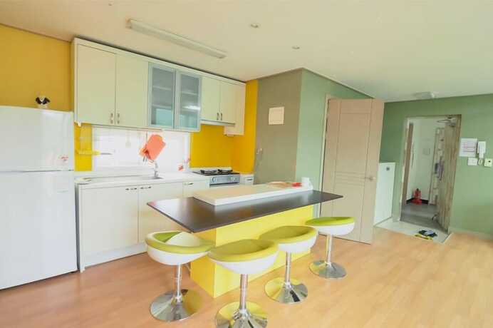 Imagen de la habitación del Hotel Applelodge. Foto 16