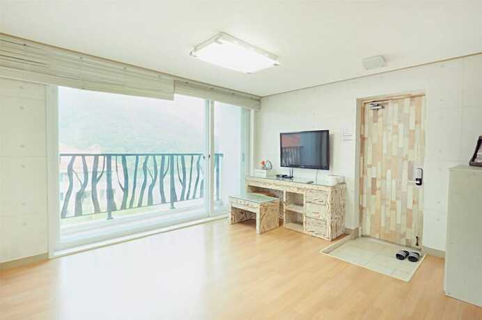 Imagen de la habitación del Hotel Applelodge. Foto 18