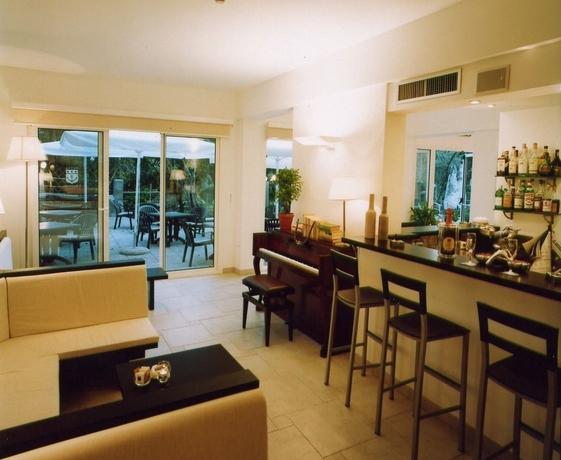 Imagen del bar/restaurante del Hotel Approdo. Foto 6