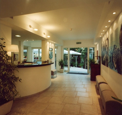 Imagen de los interiores del Hotel Approdo. Foto 12