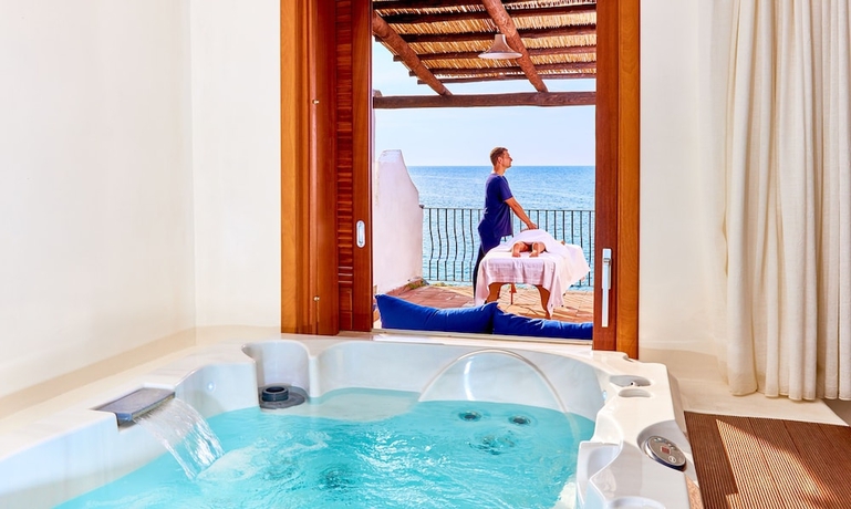 Imagen de la habitación del Hotel Approdo Resort Thalasso Spa. Foto 16