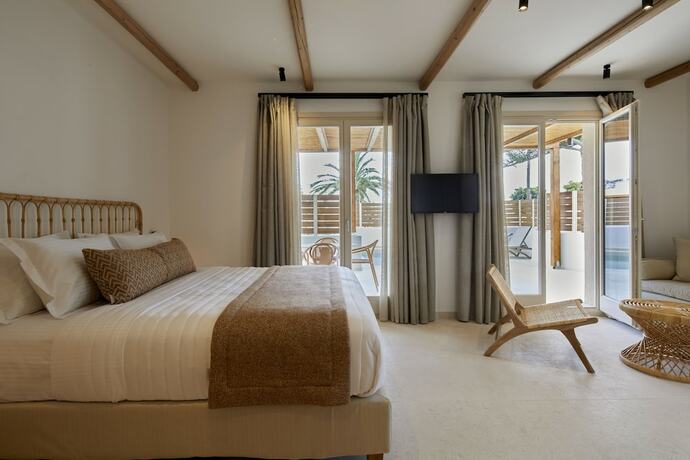 Imagen de la habitación del Hotel Apricus Suites. Foto 17