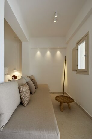 Imagen de la habitación del Hotel Apricus Suites. Foto 19