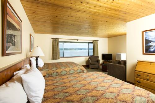 Imagen de la habitación del Hotel April Point Resort. Foto 10