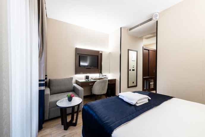 Imagen de la habitación del Hotel Aprilis Deluxe. Foto 10