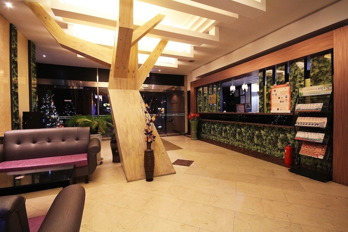 Imagen de los interiores del Hotel Apsan Business. Foto 15