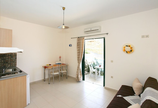 Imagen de la habitación del Hotel Aptera Paradise. Foto 10