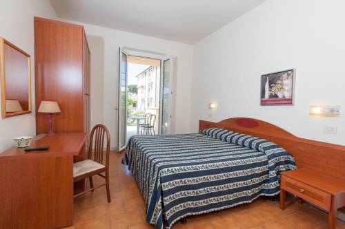 Imagen de la habitación del Hotel Apuana. Foto 4