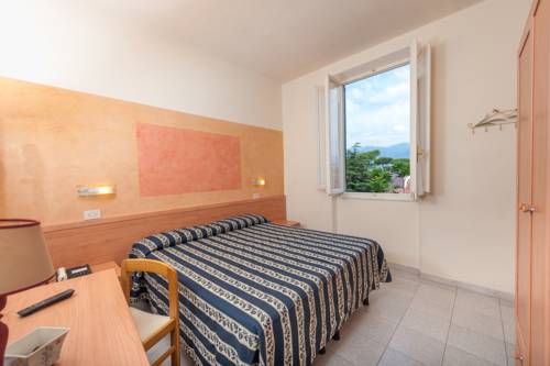 Imagen de la habitación del Hotel Apuana. Foto 5