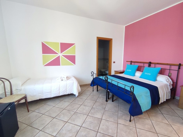 Imagen de la habitación del Hotel Apulia Borgo Torre Artale. Foto 6