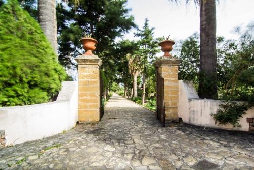 Imagen general del Hotel Apulia Borgo Torre Artale. Foto 9