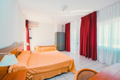 Imagen general del Hotel Apulia Corigliano Calabro. Foto 4