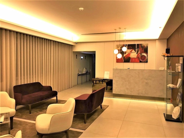 Imagen de los interiores del Hotel Apulia Praia. Foto 19