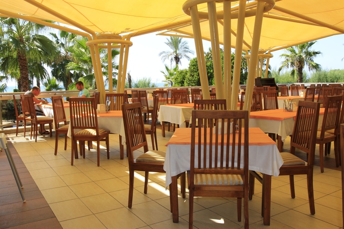 Imagen del bar/restaurante del Hotel Aqi Pegasos Royal - All Inclusive. Foto 6