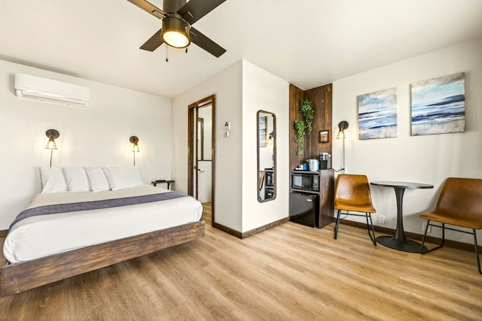 Imagen de la habitación del Hotel Aqua Aire Inn and Suites. Foto 7