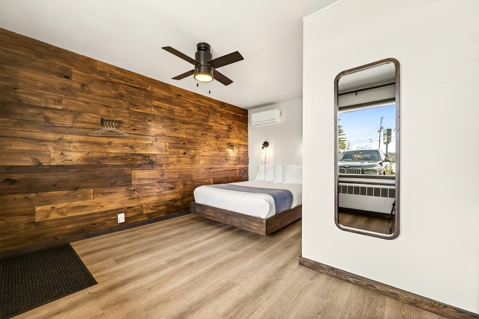 Imagen de la habitación del Hotel Aqua Aire Inn and Suites. Foto 12