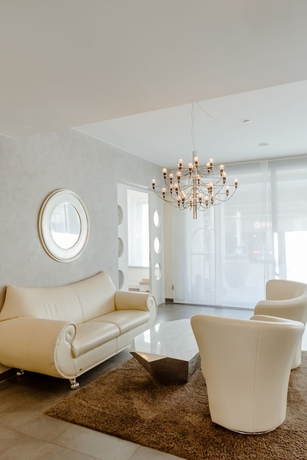 Imagen de los interiores del Hotel Aqua Aurelia Suitenhotel An Den Thermen. Foto 17