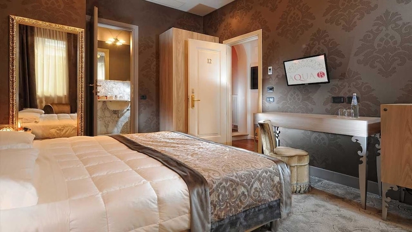 Imagen de la habitación del Hotel Aqua B. Foto 4