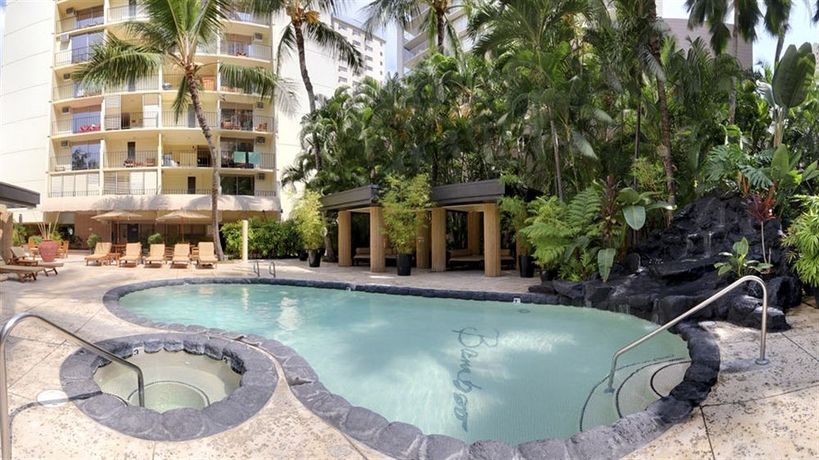 Imagen de la piscina del Hotel Aqua Bamboo Waikiki. Foto 12