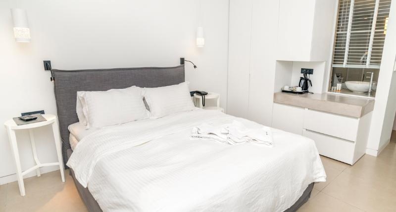 Imagen general del Hotel Aqua Bay. Foto 4