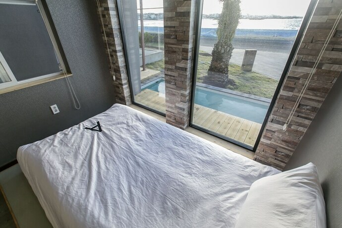 Imagen de la habitación del Hotel Aqua Beautique. Foto 35