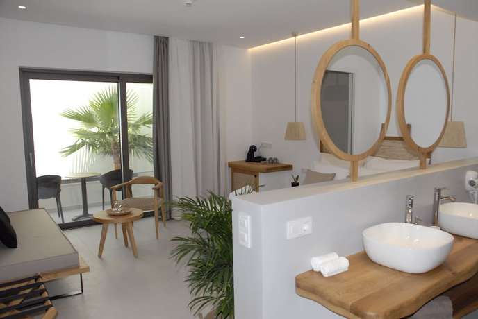 Imagen de la habitación del Hotel Aqua Blu - Adults Only by Checkin. Foto 5