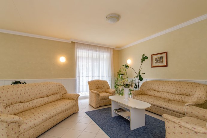 Imagen de la habitación del Hotel Aqua Blue, Hajduszoboszlo. Foto 7