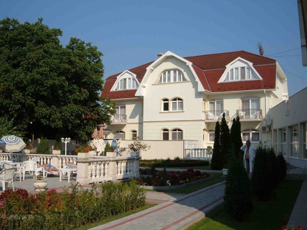 Imagen general del Hotel Aqua Blue, Hajduszoboszlo. Foto 1