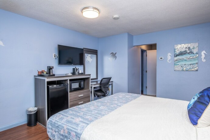 Imagen de la habitación del Hotel Aqua Breeze Inn. Foto 14